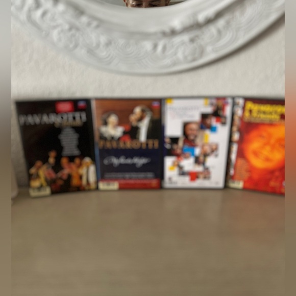 Pavarotti & Friends Collection DVD Box Set - Picture 5 of 5
